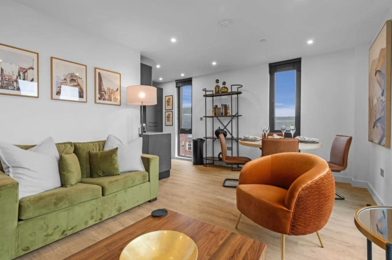 City Gate Bedroom gallery image